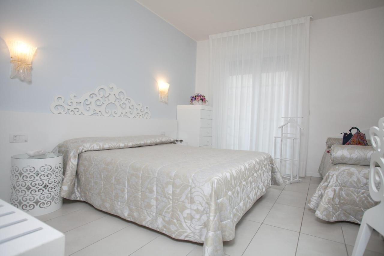 Hotel Albatros Lido di Jesolo Exterior photo